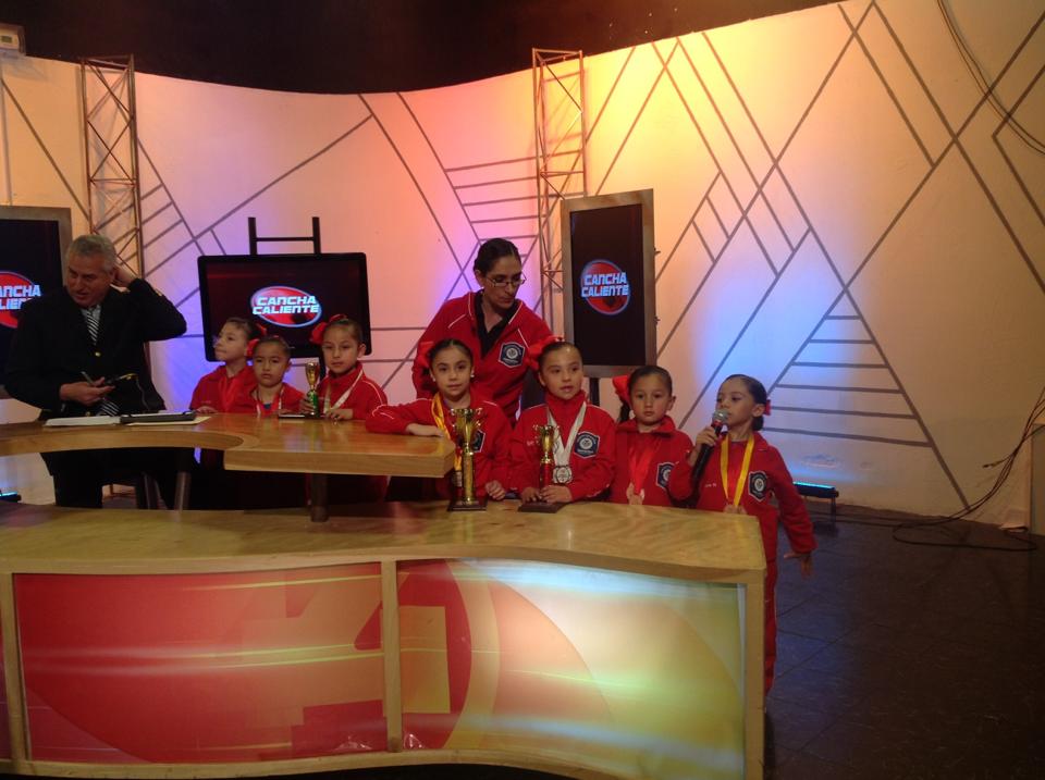 Alumnas del CGR en el Canal 44